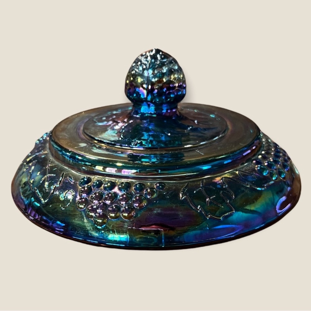 Vintage Indiana Glass ~ Harvest Grape 🍇 Blue 💙 Carnival Compote with Lid… - Picture 12 of 14